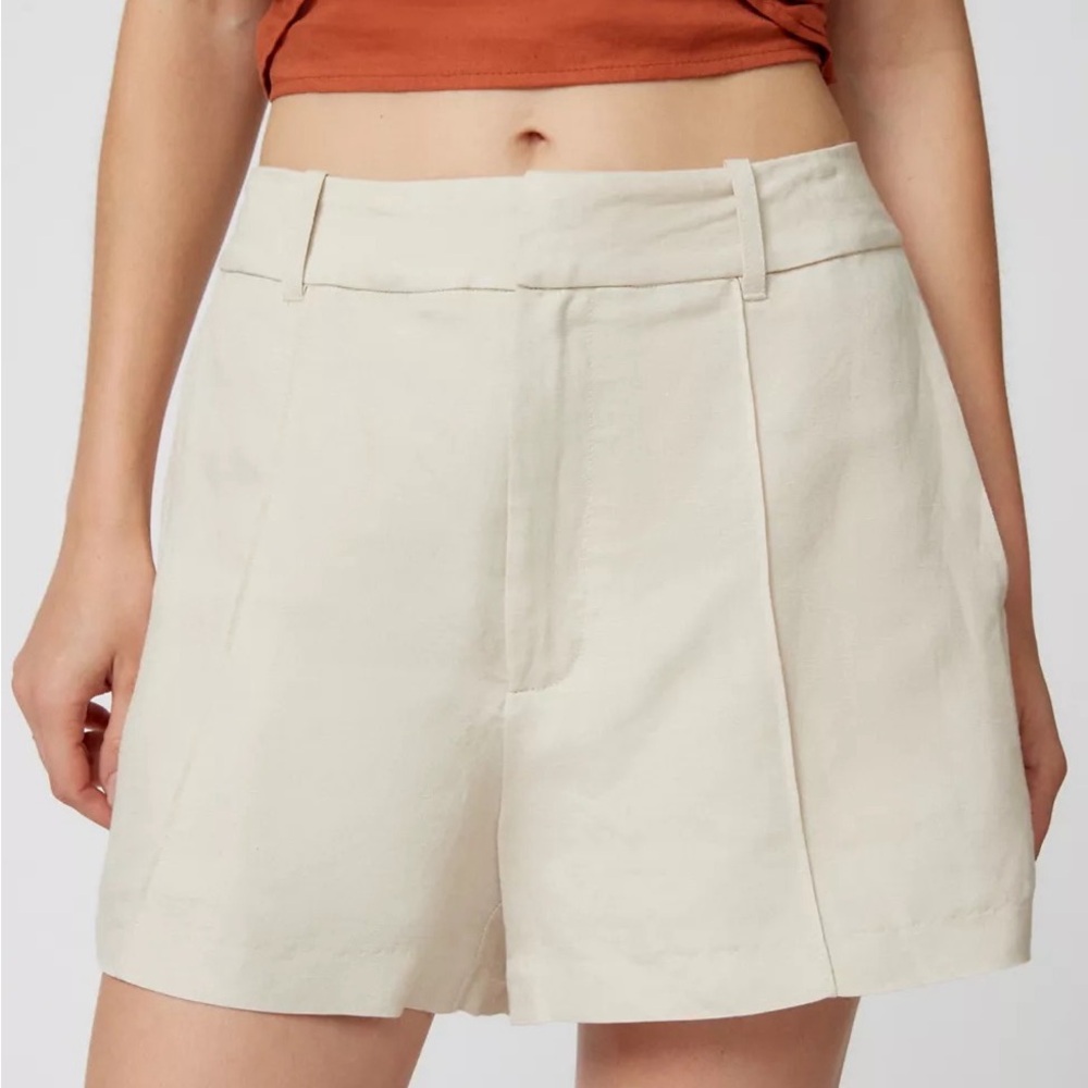 ASTR The Label Amiah Linen Short